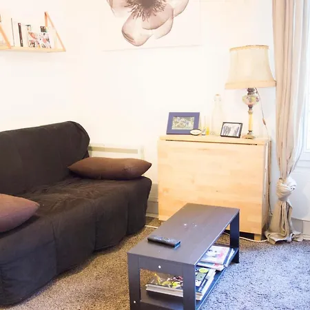 Appartamento Superb Near Pere Lachaise Parigi